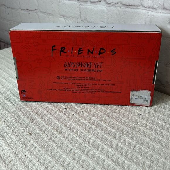 Friends Tv Series 10oz Glassware Set of 4 - Picture 5 of 6